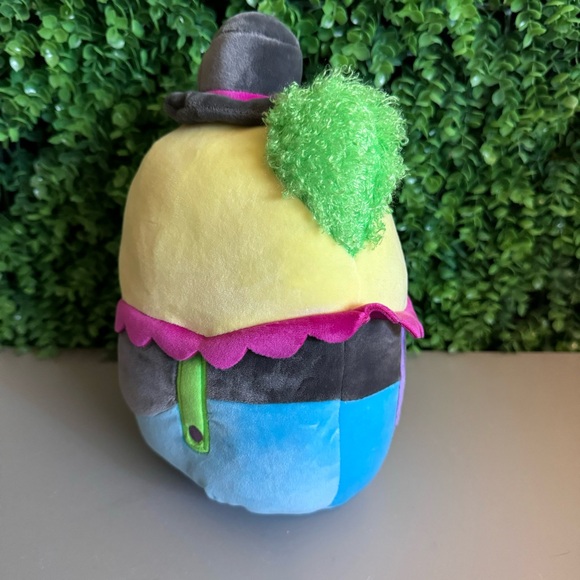 Squishmallows Resul the Clown 8" Plush Blacklight New with tag - Picture 6 of 9